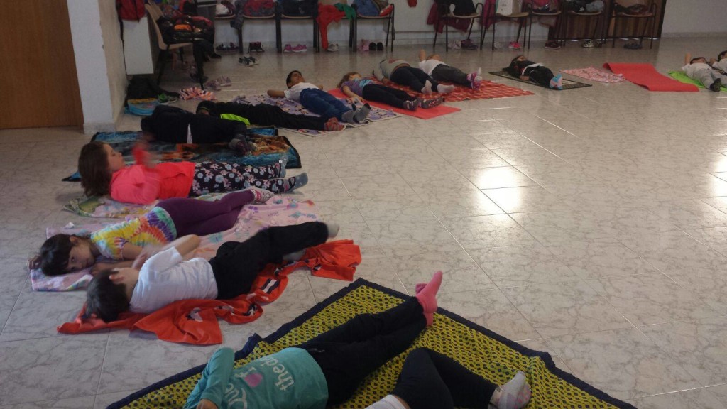 yoga educativo scuola primaria montorso